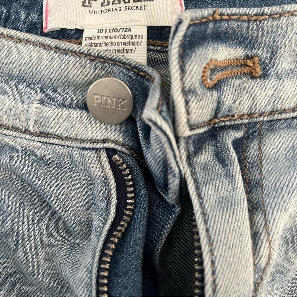 VICTORIA'S SECRET LOVE PINK HIGH WAISTED CUT OFF JEAN SHORTS LIGHT DENIM Size 10 - Picture 6 of 7